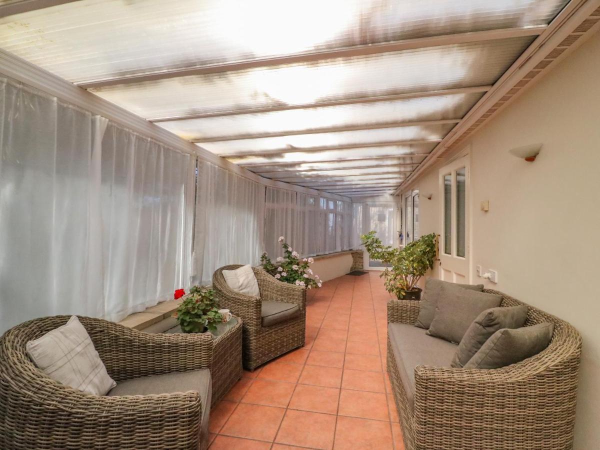 Mimosa Cottage Swyre Ngoại thất bức ảnh